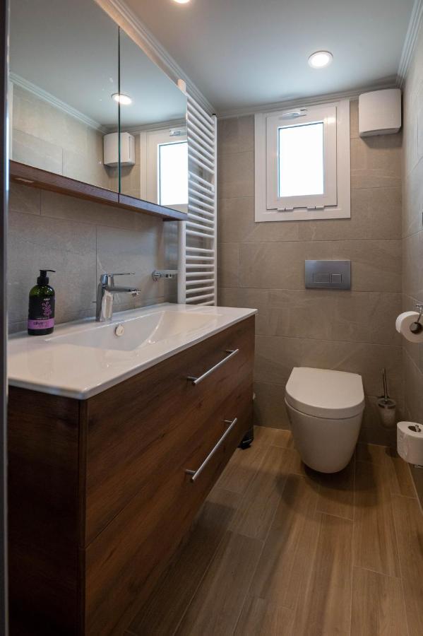 Villa Vesta Retire - Kalamata Mediterranean Villas Luaran gambar